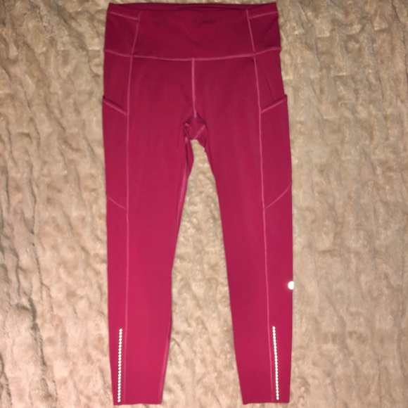 “Sold” Lululemon Fast and Free - Picture 4 of 6